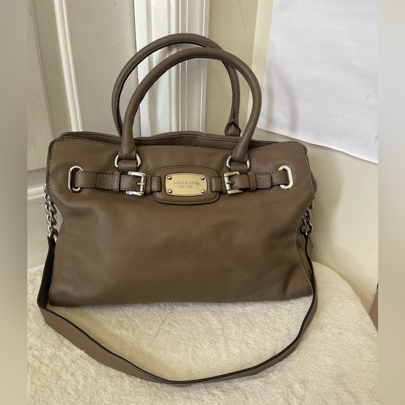 Michael Kors Hamilton Bag EUC - Picture 9 of 10